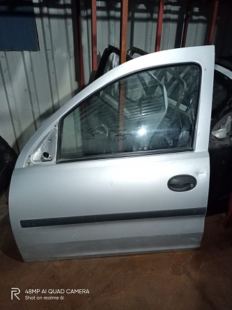 opel combo c sol ön kapı gri renk 13227382